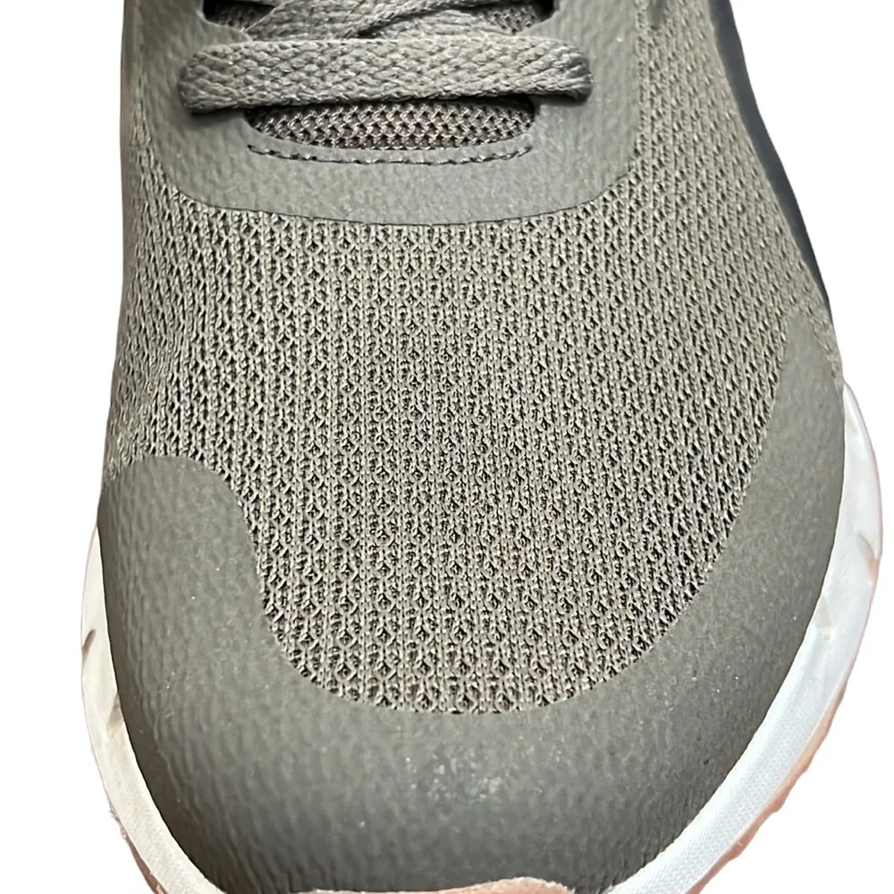 Reebok Zig Dynamica 2 Men’s Sneakers Size 10